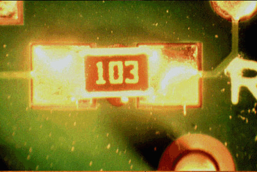 Figure 7: The gold surface coating here is not wettable